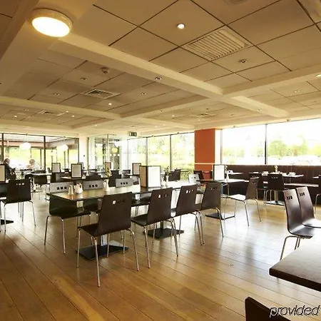מלון Travelodge Dublin Phoenix Park קאסלנוק