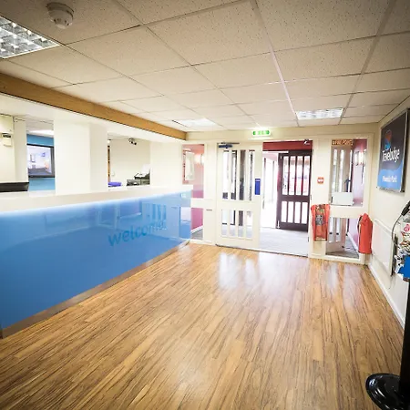 Travelodge Dublin Phoenix Park 3*