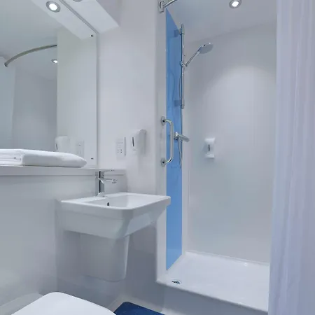 Travelodge Dublin Phoenix Park 3*