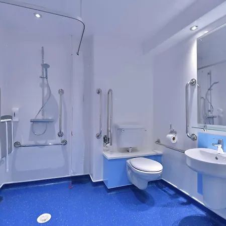 Travelodge Dublin Phoenix Park 3*