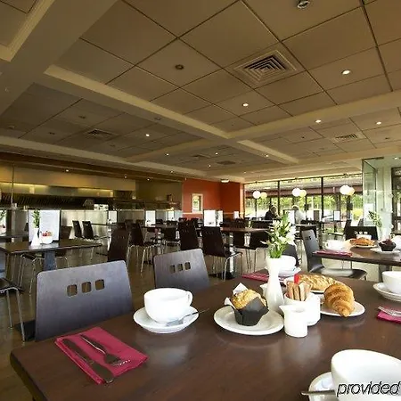 Travelodge Dublin Phoenix Park 3*
