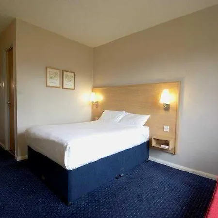 Hotel Travelodge Dublin Phoenix Park 3*
