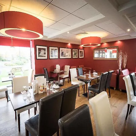 Travelodge Dublin Phoenix Park 3*