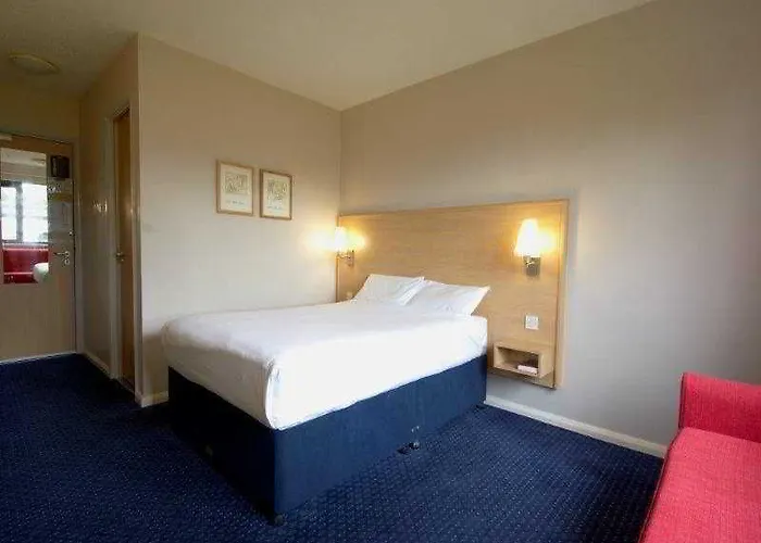 Otel Travelodge Dublin Phoenix Park 3*