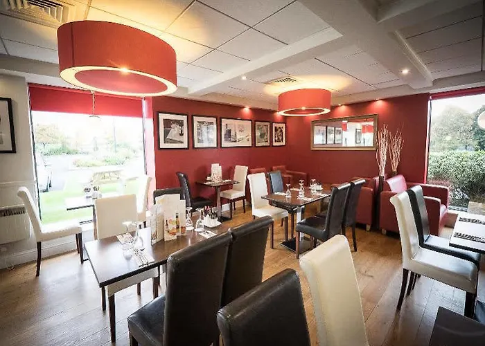 Travelodge Dublin Phoenix Park 3*